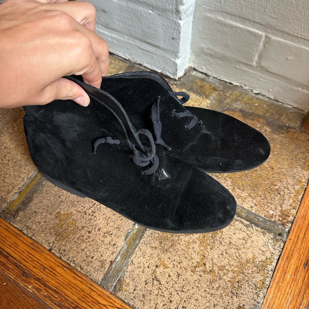 Saint Laurent sneaker boots in black suede- great condition